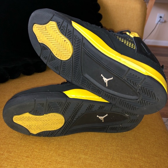 Thunders ⛈ - Picture 4 of 4